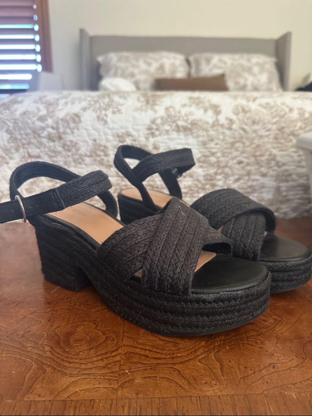 Old Navy Black Braided Platform Sandals with Ankle Strap